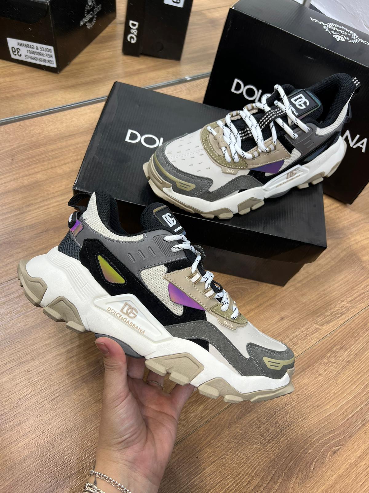 Tênis Dolce & Gabbana D&G